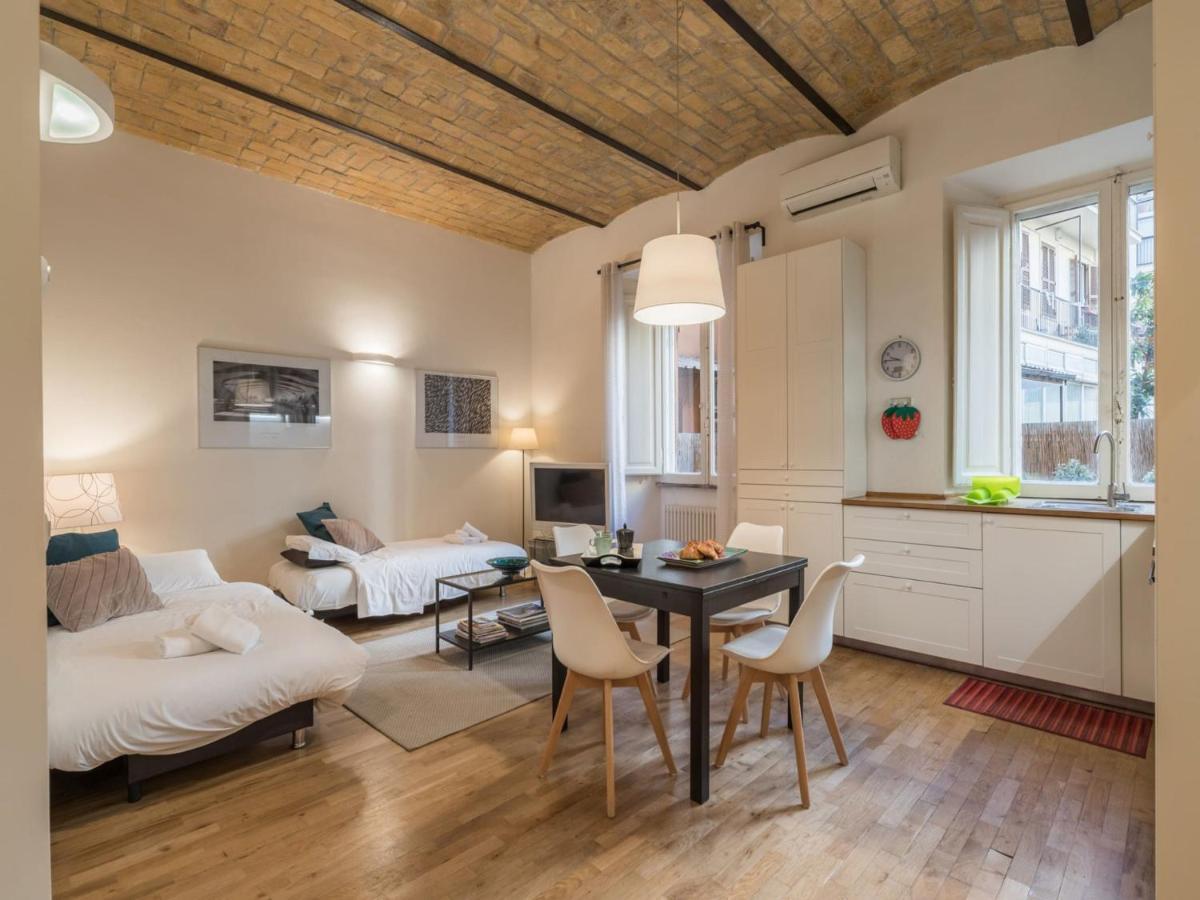 The Best Rent - Elegant Flat Near Colosseum Řím Exteriér fotografie