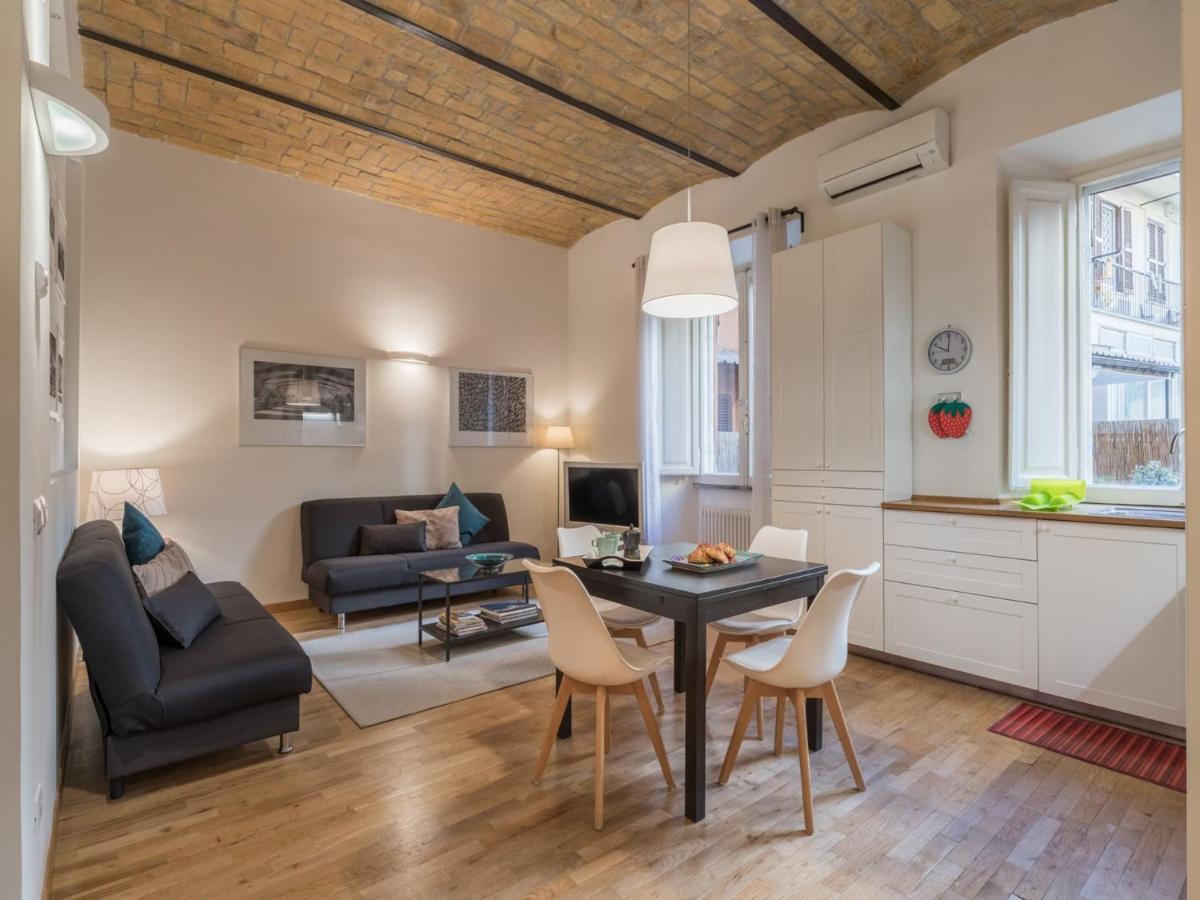 The Best Rent - Elegant Flat Near Colosseum Řím Exteriér fotografie
