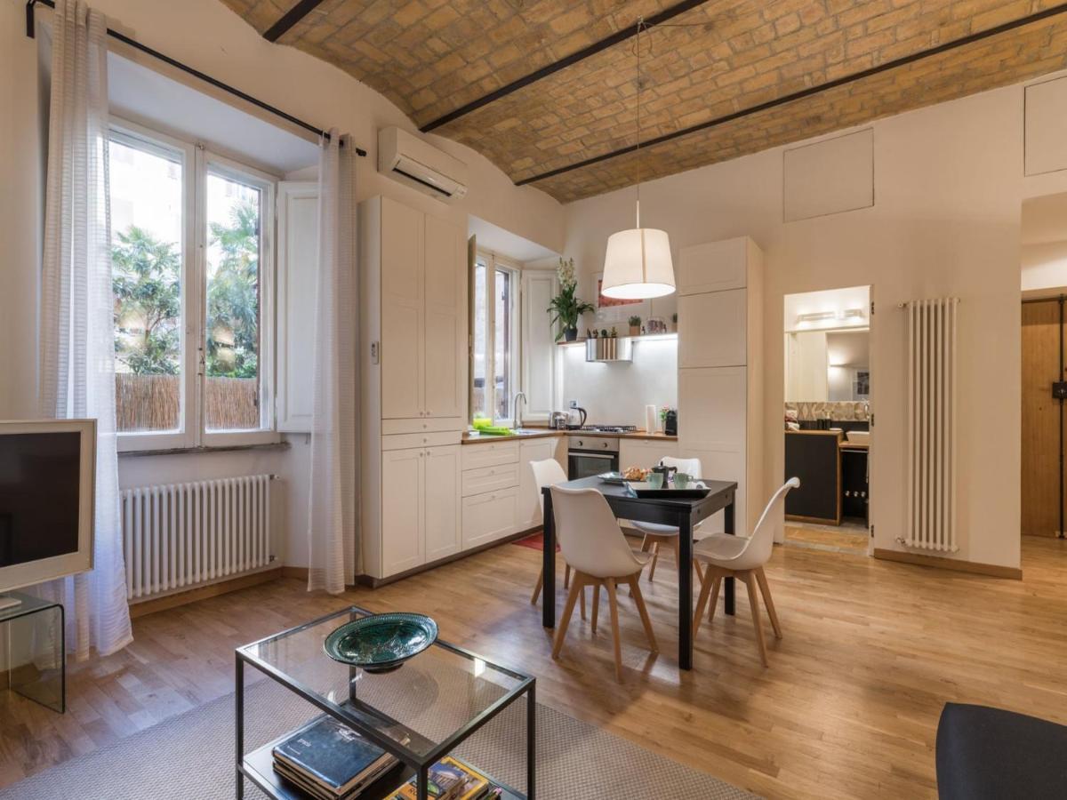 The Best Rent - Elegant Flat Near Colosseum Řím Exteriér fotografie